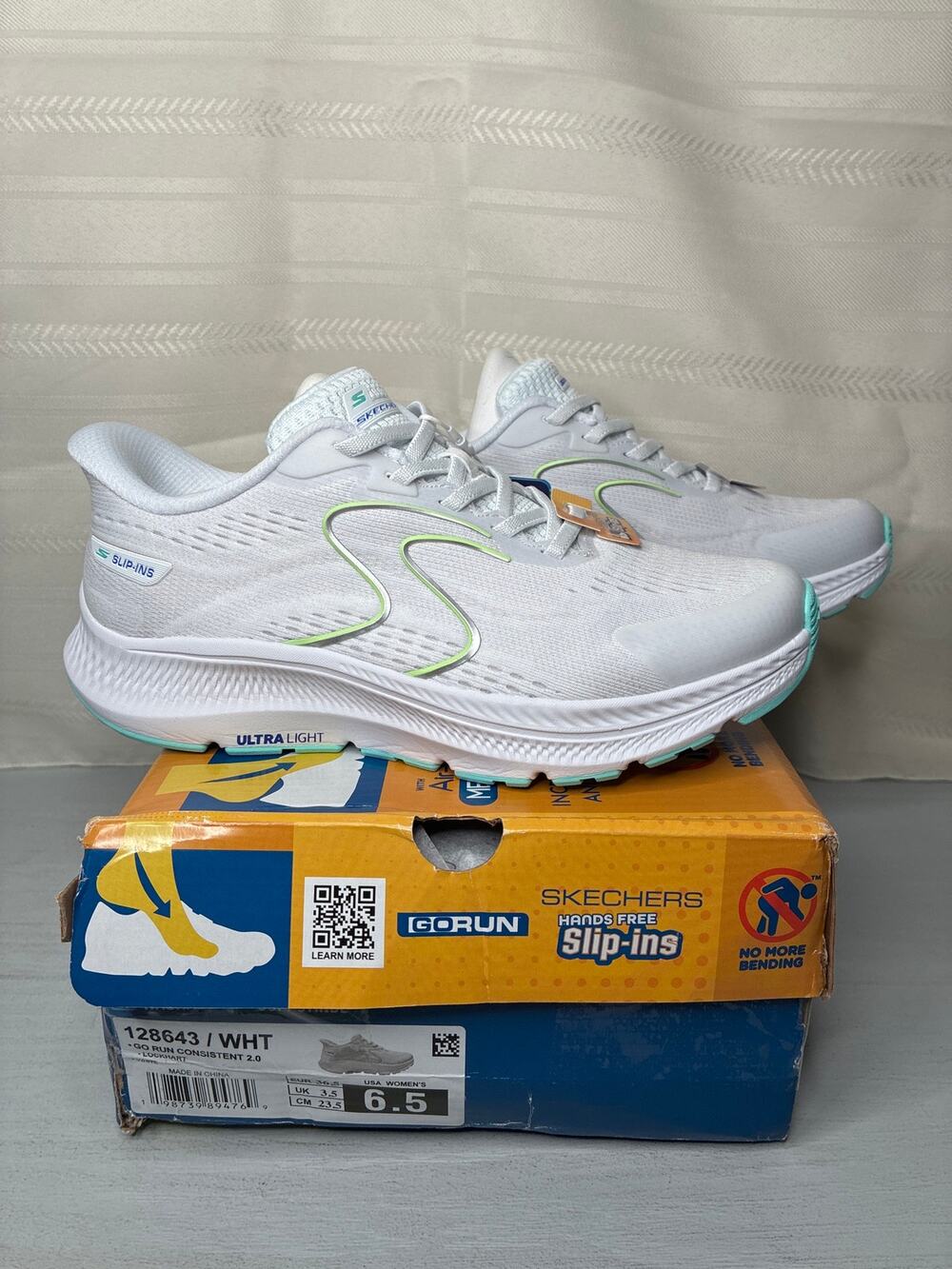Skechers Slip-Ins Go Run Consistent 2.0 Lockhart Sneakers White 6.5